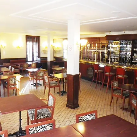 Francois 1er Hotel